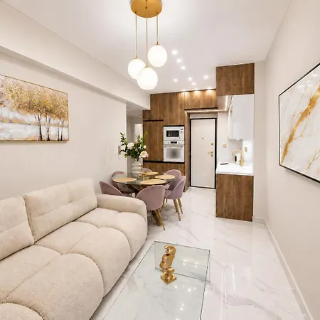 Agora Premium Spaces Лоутраки
